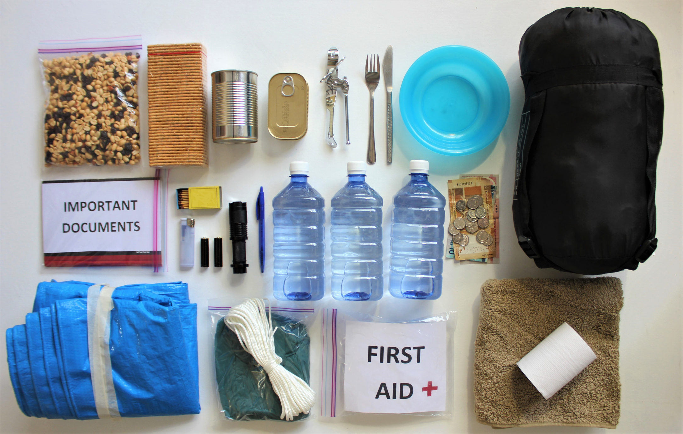 home emergency supply kit