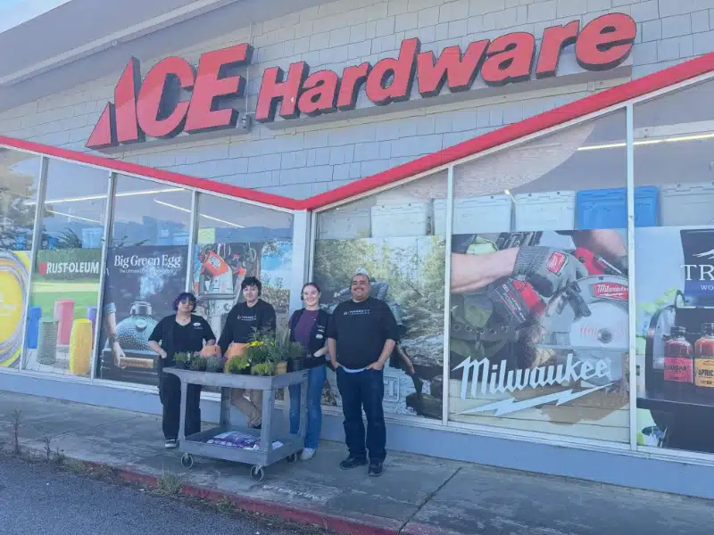 linda mar hassett hardware